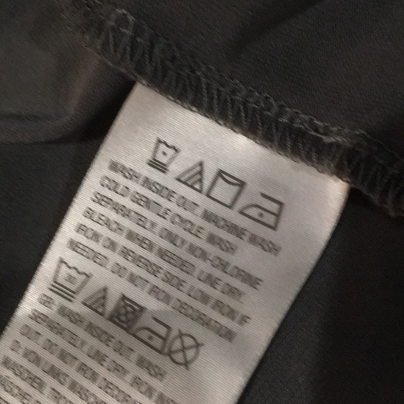 Joan Rivers sequin trim front pocket Tunic top. Size Large - Picture 4 of 5